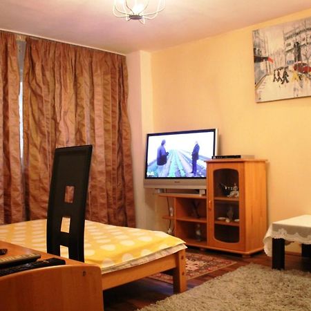 Vitan Modern Apartment, Sleeps 4 Букурещ Екстериор снимка