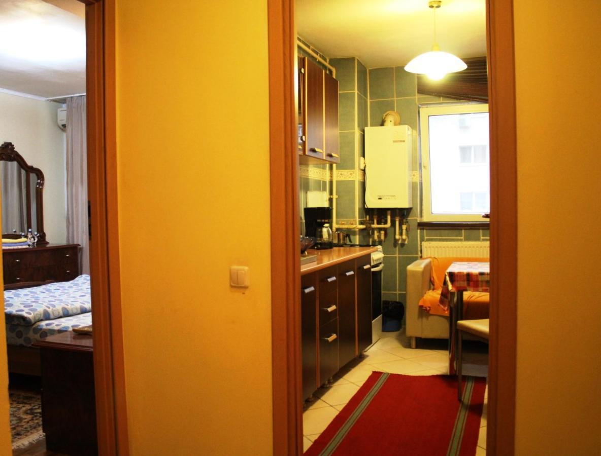 Vitan Modern Apartment, Sleeps 4 Букурещ Екстериор снимка