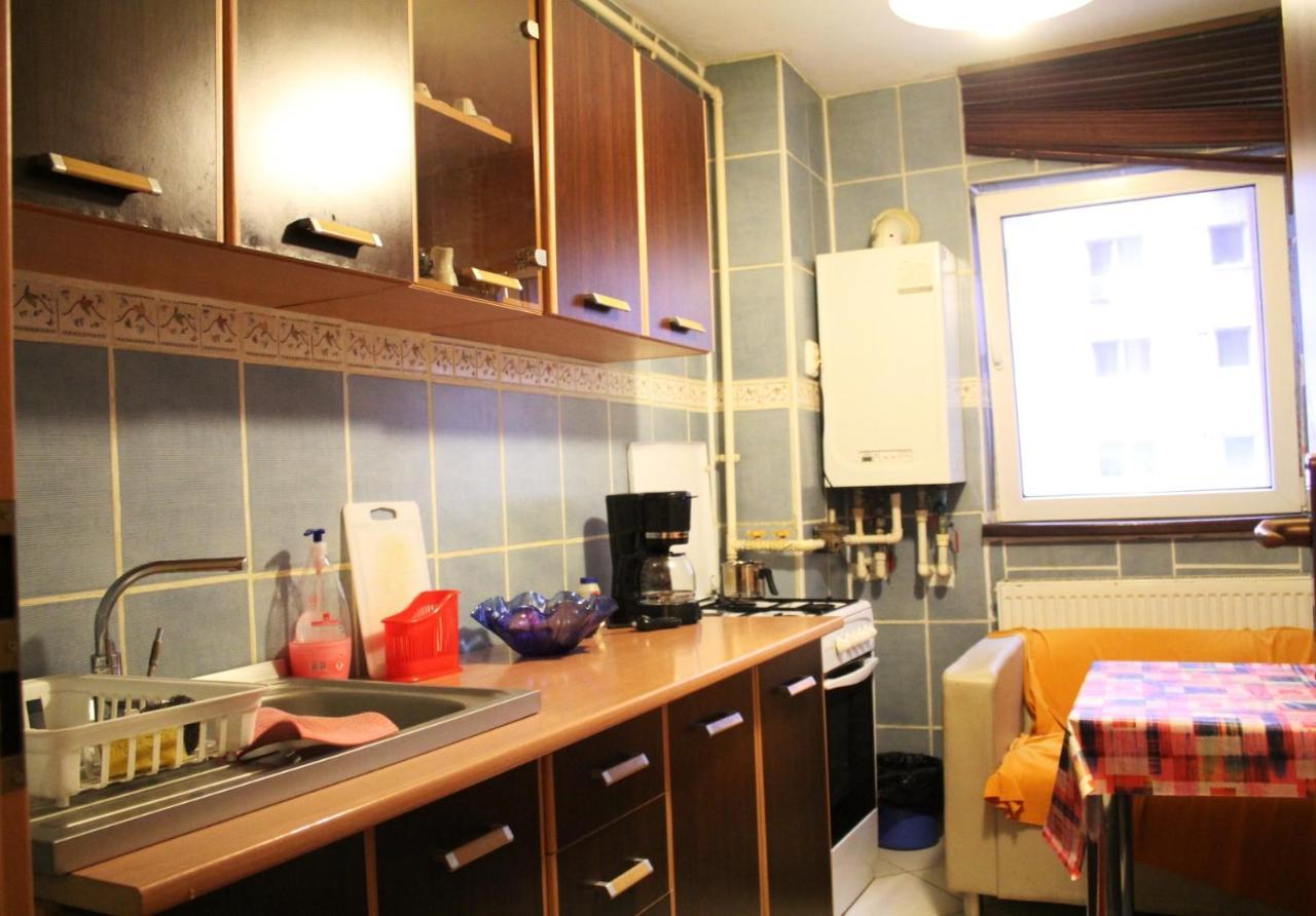 Vitan Modern Apartment, Sleeps 4 Букурещ Екстериор снимка