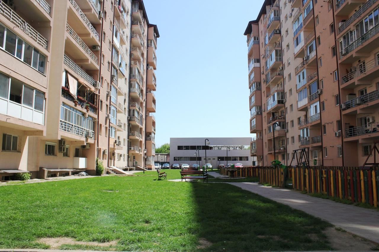 Vitan Modern Apartment, Sleeps 4 Букурещ Екстериор снимка